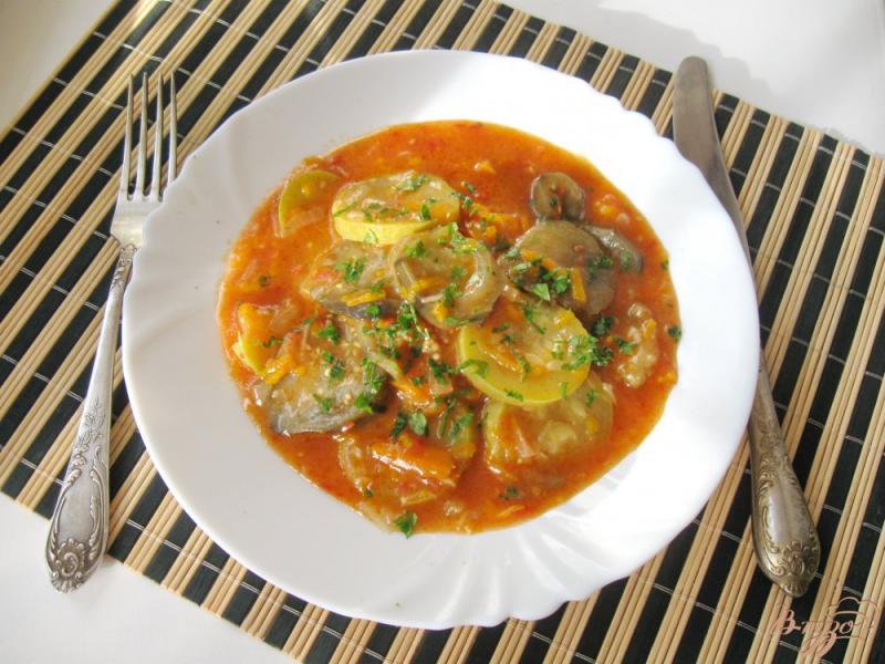 Фото приготовление рецепта: Овощное рагу из кабачков и баклажанов шаг №6