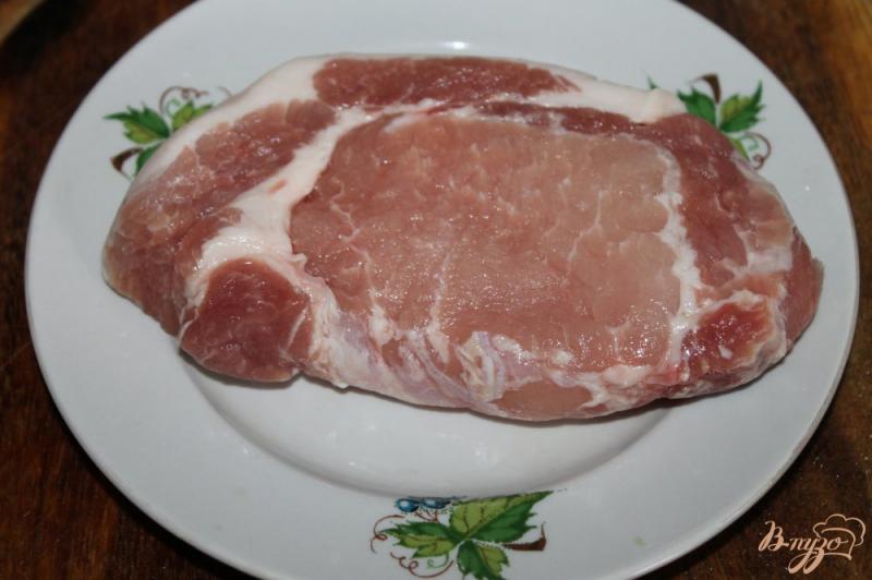 Фото приготовление рецепта: Свинина маринованная в бальзамическом уксусе и соевом соусе шаг №1