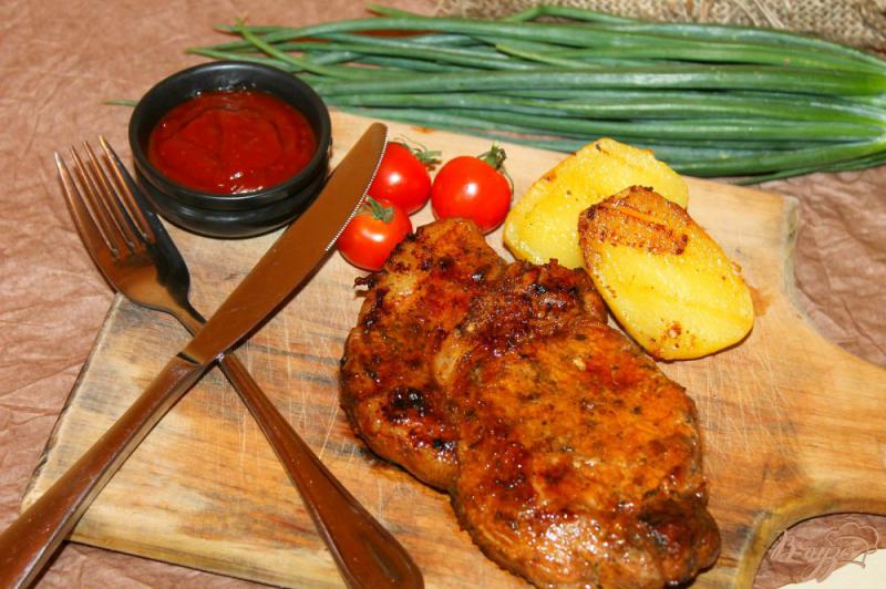 Фото приготовление рецепта: Свинина маринованная в бальзамическом уксусе и соевом соусе шаг №6