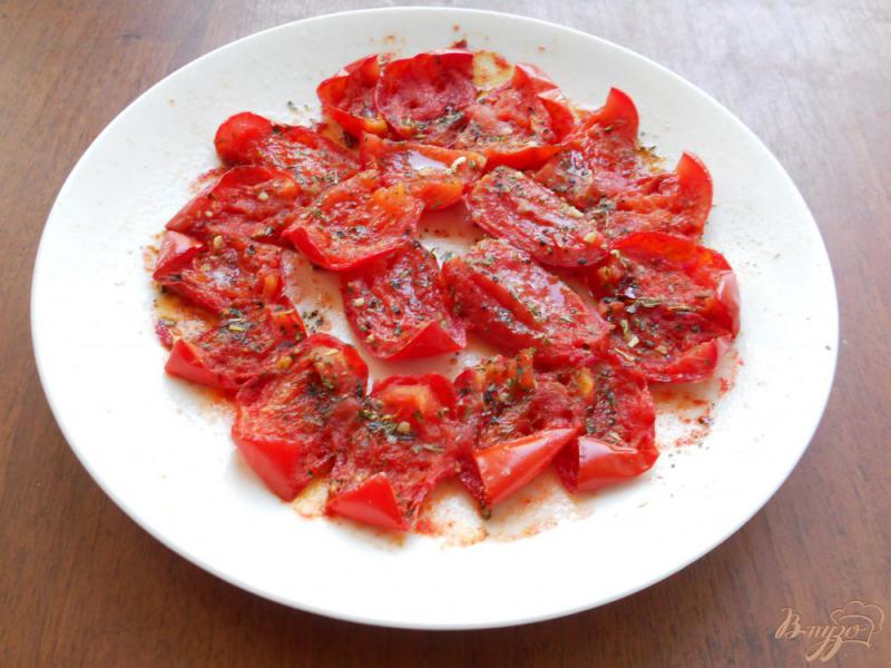 Фото приготовление рецепта: Вяленые помидоры быстрого приготовления в микроволновке шаг №6