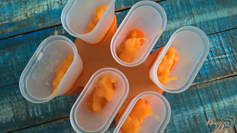 Фото приготовление рецепта: Домашнее морожное с абрикосами и семенами чиа шаг №3