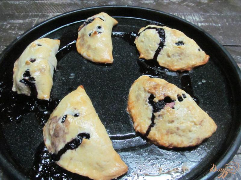 Фото приготовление рецепта: Пирожки на песочном тесте с шелковицей шаг №10