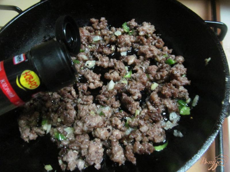 Фото приготовление рецепта: Чили говядина на баклажане шаг №6