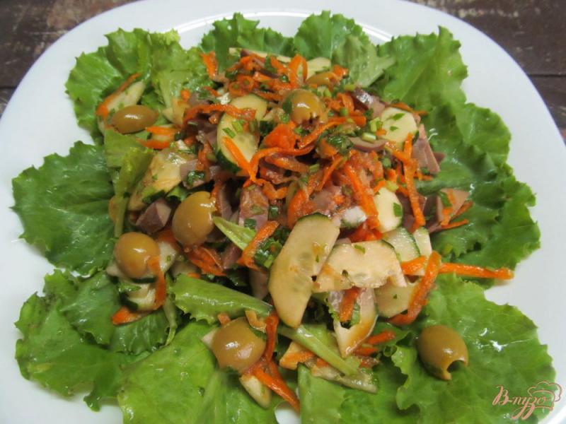 Фото приготовление рецепта: Салат из свиных почек с овощами шаг №5