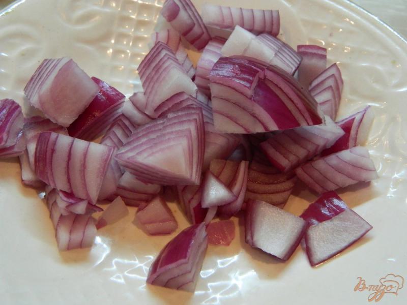 Фото приготовление рецепта: Летний салат из огурцов, помидоров и перца шаг №4