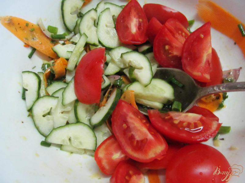 Фото приготовление рецепта: Овощной салат с мясом свинины шаг №4