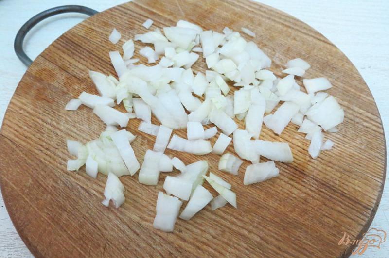 Фото приготовление рецепта: Борщ красныйсо стручковой фасолью и грибами шаг №3