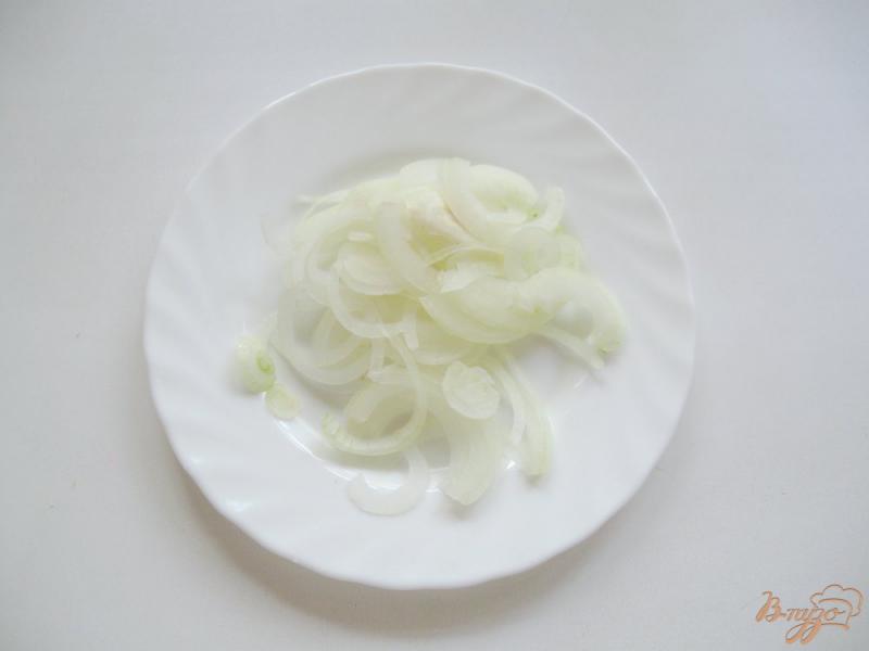 Фото приготовление рецепта: Салат из кабачков с луком и морковью шаг №3