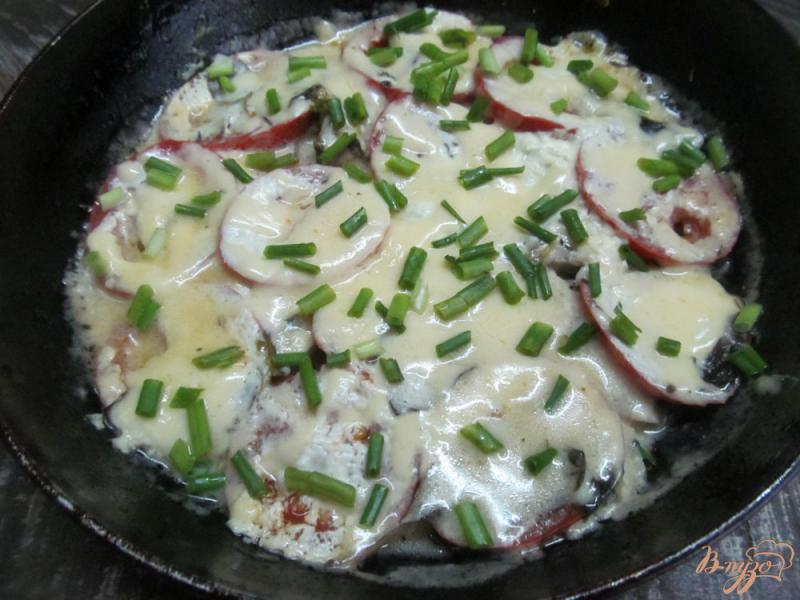 Фото приготовление рецепта: Тушеные овощи под сливочным соусом шаг №8