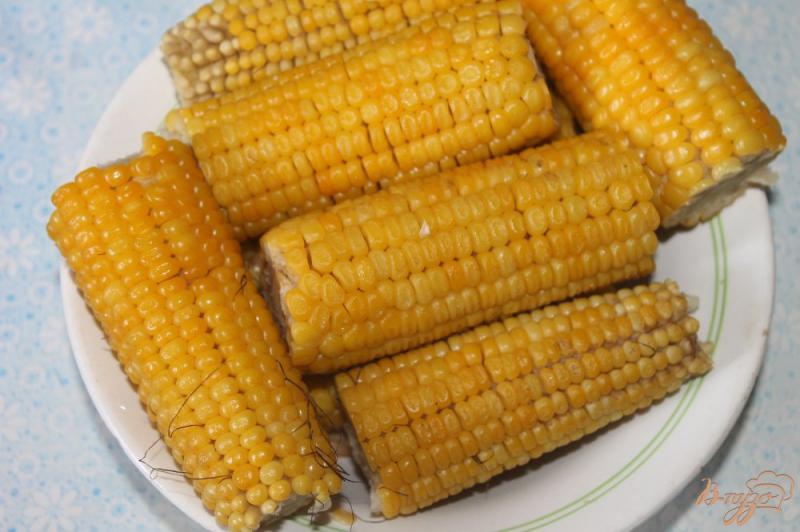 Фото приготовление рецепта: Кукуруза на мангале с дымком шаг №3