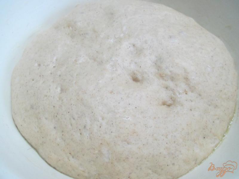 Фото приготовление рецепта: Хлеб с корицей на сливочном масле шаг №5