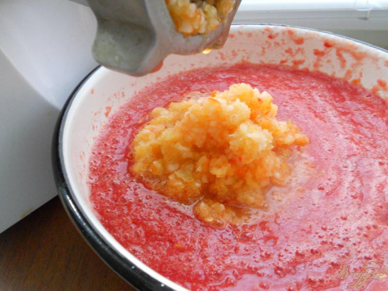 Фото приготовление рецепта: Острый томатный соус на зиму в мультиварке шаг №3