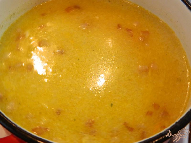 Фото приготовление рецепта: Пшенный суп с яйцом и зеленью шаг №7