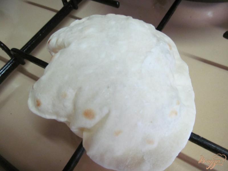 Фото приготовление рецепта: Чипати - индийский хлеб шаг №6