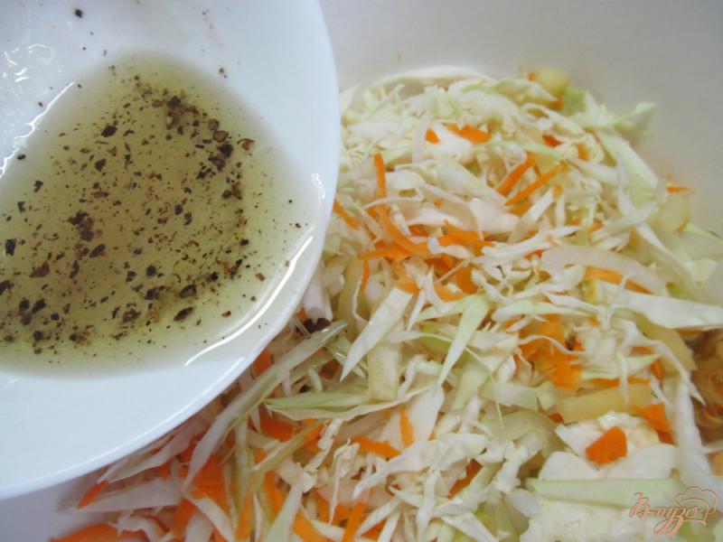 Фото приготовление рецепта: Капустный салат или маринованная капуста шаг №4
