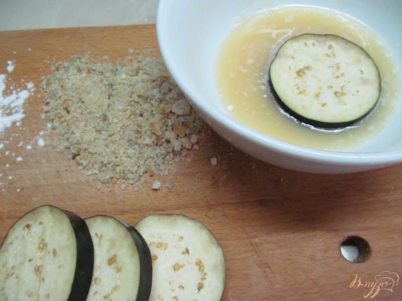 Фото приготовление рецепта: Закуска из баклажана с крабовым палочками шаг №2