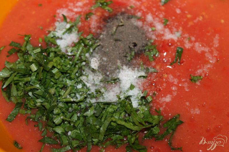 Фото приготовление рецепта: Сырой томат с зеленью в заготовку шаг №5