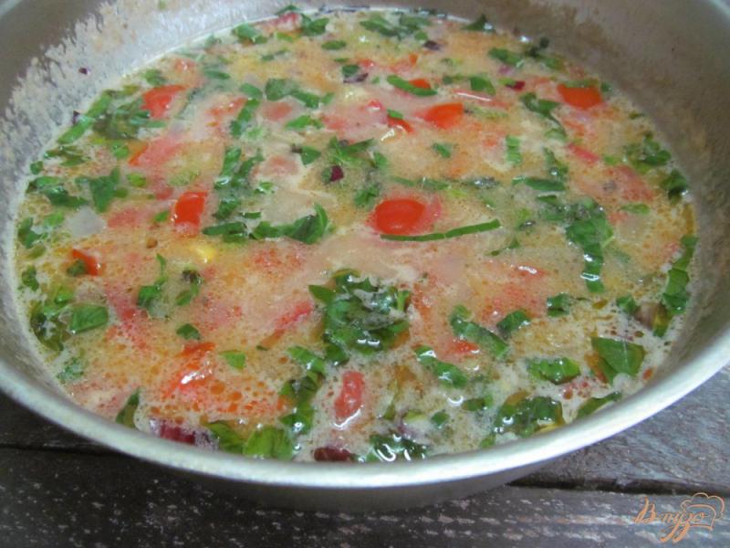 Фото приготовление рецепта: Томатный суп с кукурузой и чипсами из лаваша шаг №11
