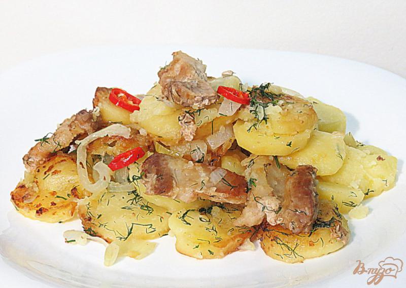 Фото приготовление рецепта: Картофель жареный на сковороде с грудинкой шаг №10