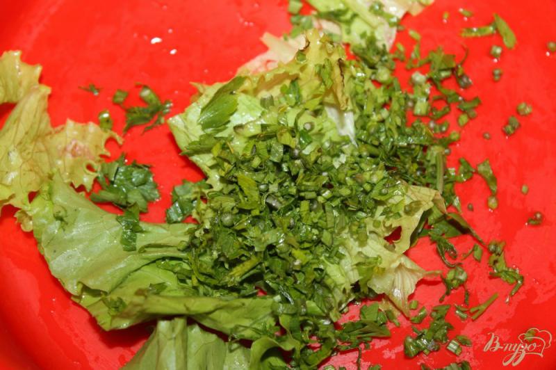 Фото приготовление рецепта: Салат с жареными кабачками и печеным перцем шаг №1