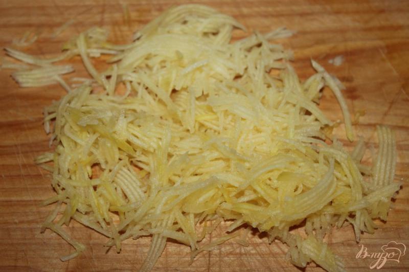 Фото приготовление рецепта: Спагетти в сливочном соусе с копченой грудинкой и тыквой шаг №5