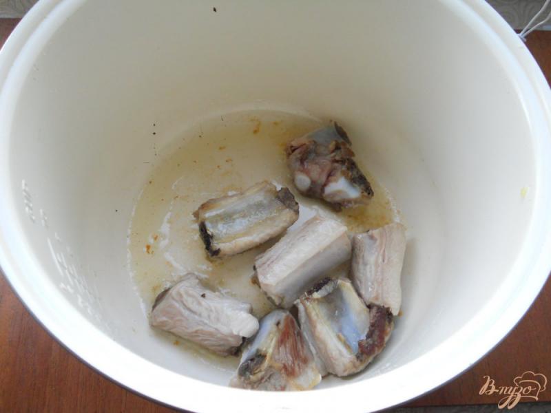 Фото приготовление рецепта: Капустняк со свининой и маринованной капустой в мультиварке шаг №1