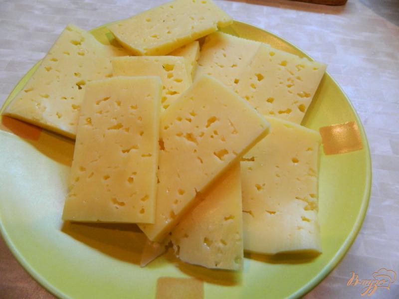 Фото приготовление рецепта: Закуска из лаваша и сыра в кляре шаг №5