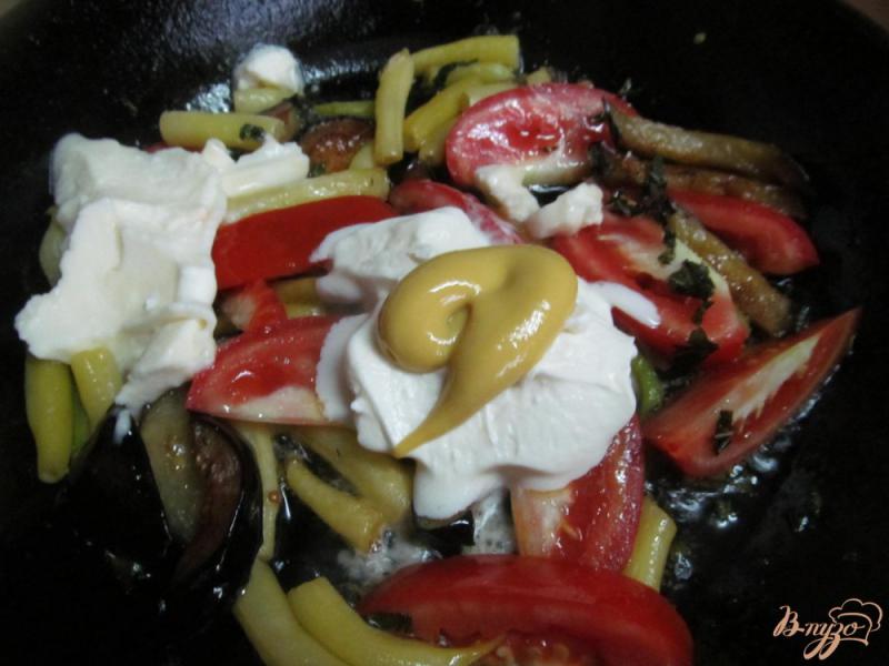 Фото приготовление рецепта: Теплый овощной салат с гречкой шаг №4