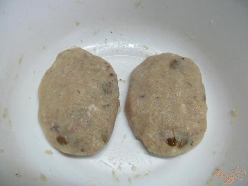 Фото приготовление рецепта: Котлеты из картофеля с мясным фаршем шаг №5
