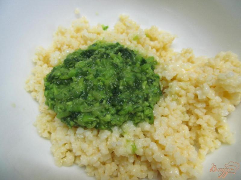 Фото приготовление рецепта: Каша из пшена с зеленым горошком шаг №3