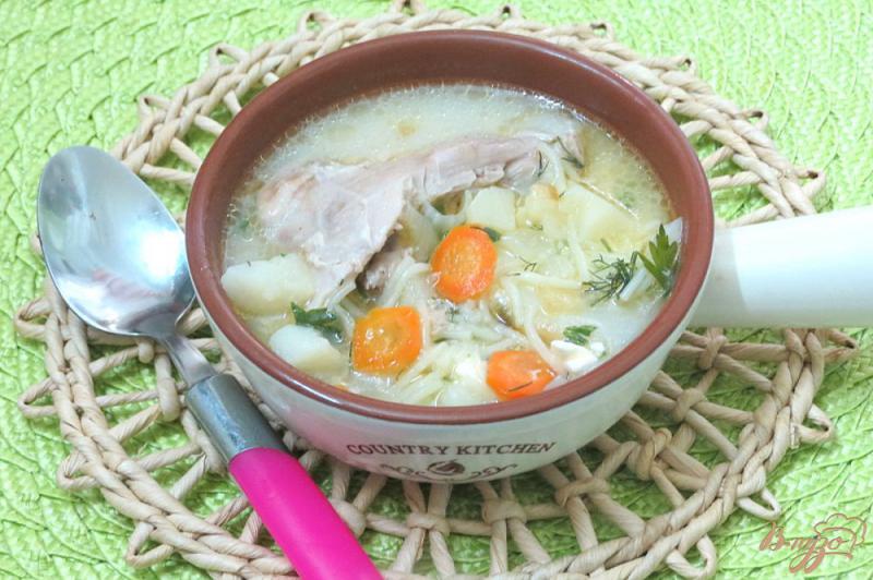 Фото приготовление рецепта: Куриный суп с плавленым сыром шаг №10