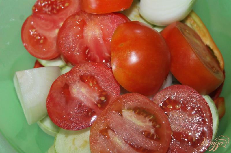 Фото приготовление рецепта: Овощи на мангале с чесночным соусом шаг №5