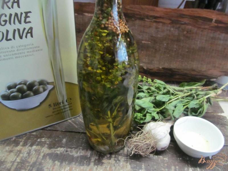 Фото приготовление рецепта: Ароматное оливковое масло шаг №4