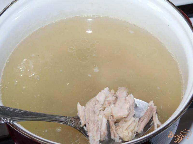 Фото приготовление рецепта: Детский суп с вермишелью и сухариками шаг №1