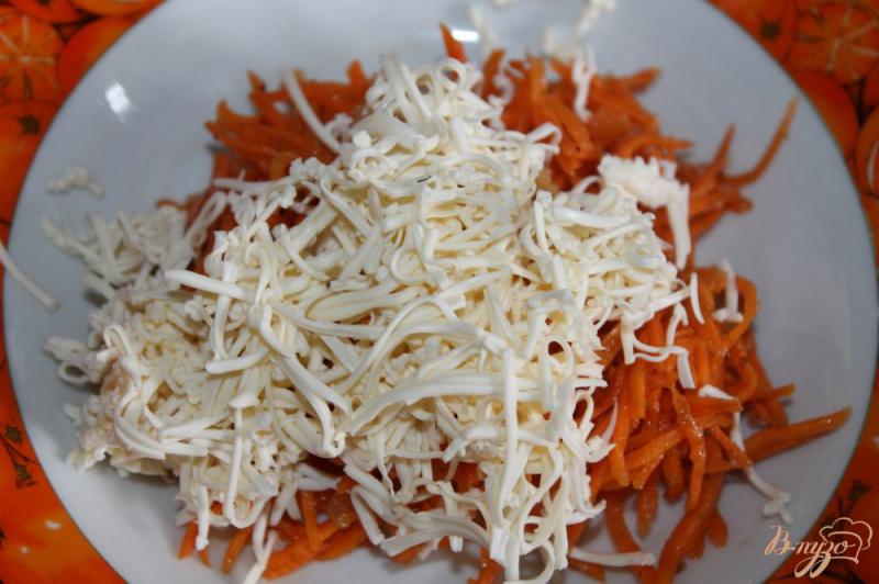 Фото приготовление рецепта: Баклажаны с морковью и плавленым сыром шаг №5