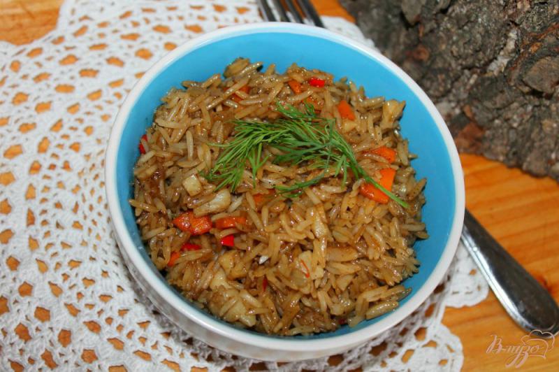 Фото приготовление рецепта: Рис в китайском стиле с рыбой шаг №8