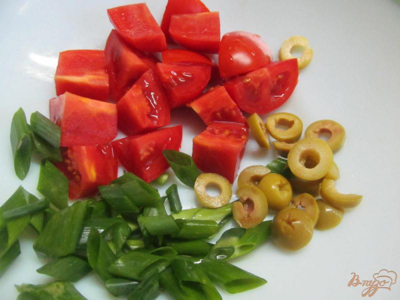 Фото приготовление рецепта: Овощной салат с творогом шаг №1