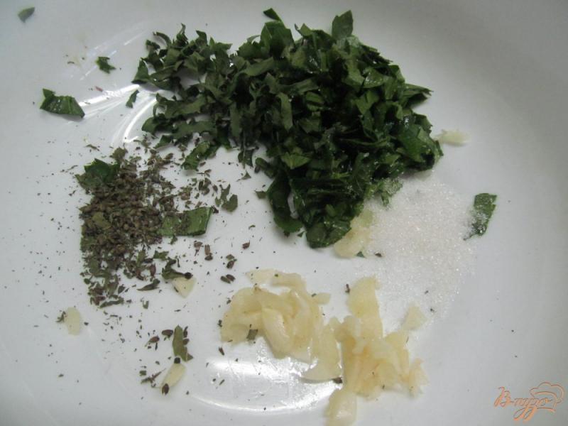 Фото приготовление рецепта: Морковный салат с сыром «Фета» шаг №1