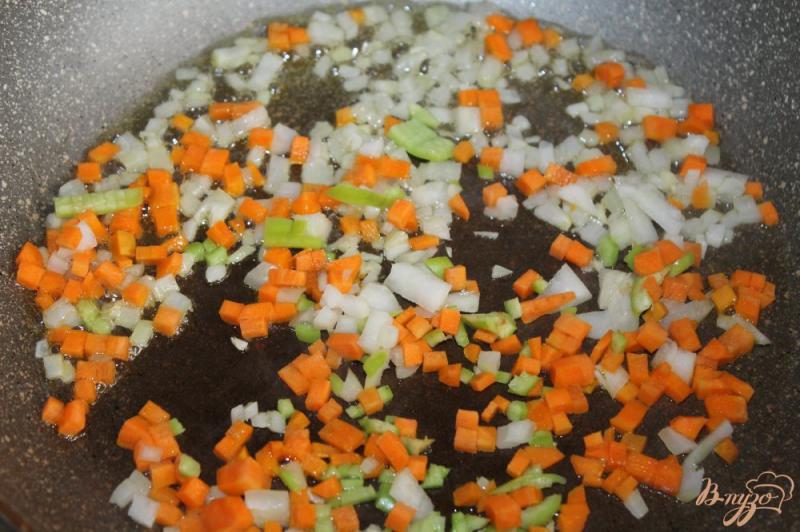 Фото приготовление рецепта: Картофельный суп с пельменями шаг №3