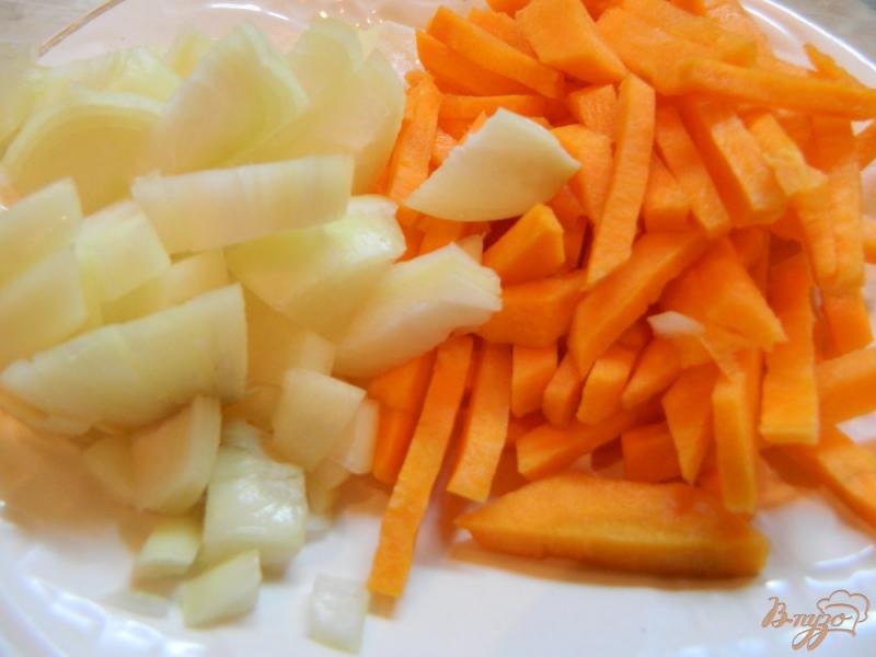 Фото приготовление рецепта: Тушеный картофель с мясом и помидорами шаг №3