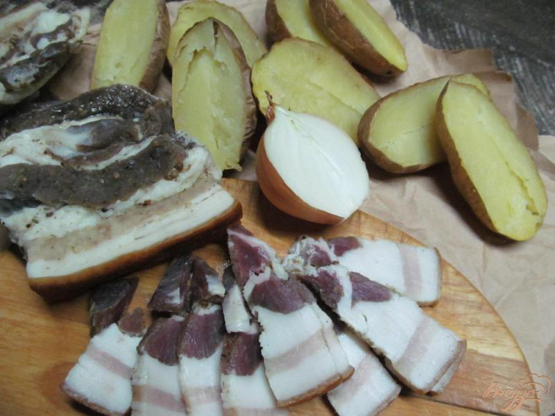 Фото приготовление рецепта: Соленое сало с чесноком и специями шаг №5