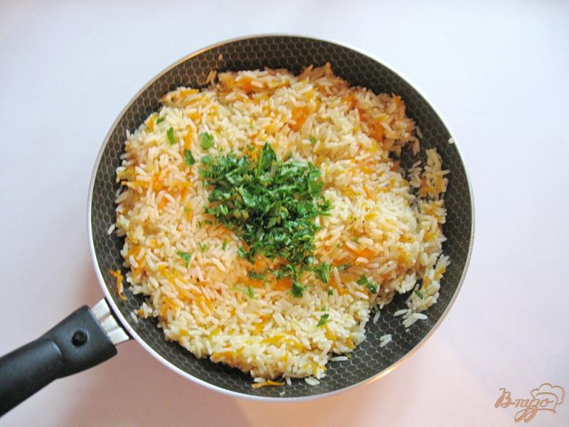 Фото приготовление рецепта: Рис в сковороде шаг №9