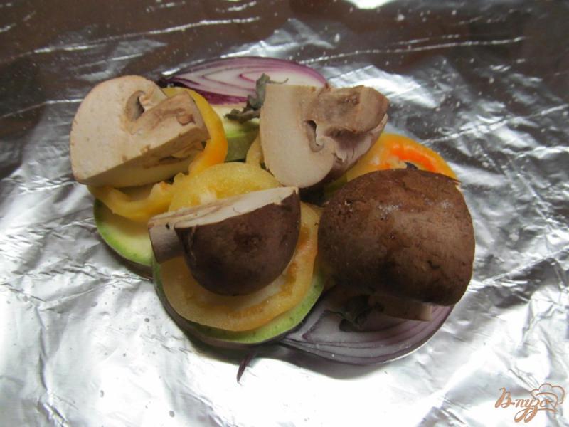 Фото приготовление рецепта: Запеченные овощи с домашними колбасками шаг №2