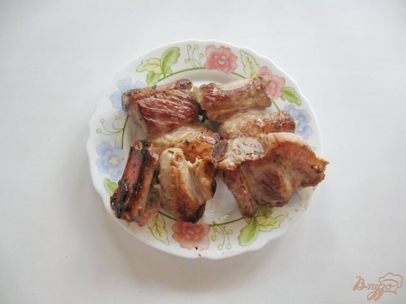 Фото приготовление рецепта: Свиные ребрышки в соевом соусе шаг №4