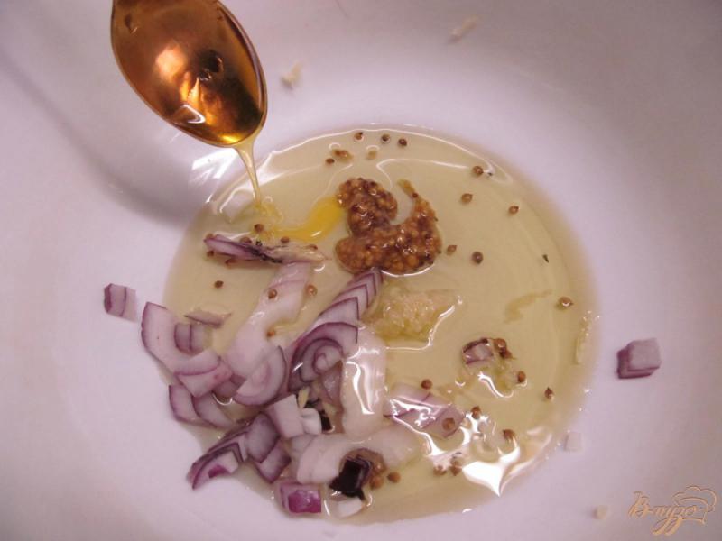 Фото приготовление рецепта: Картофельный салат с печеными помидорами и оливками шаг №1