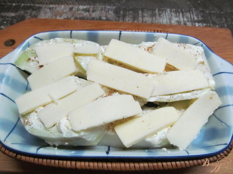 Фото приготовление рецепта: Запеченная дыня с сыром моцарелла шаг №2