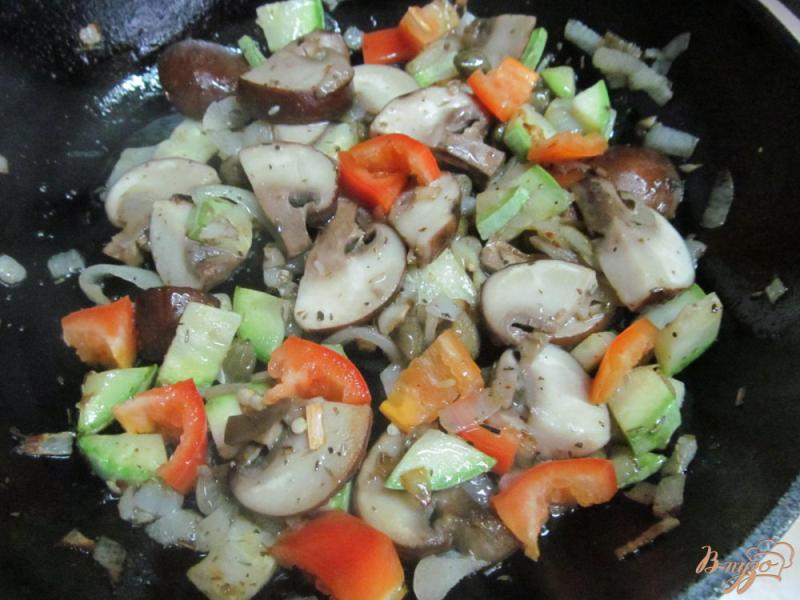 Фото приготовление рецепта: Овощной соус с пастой шаг №3