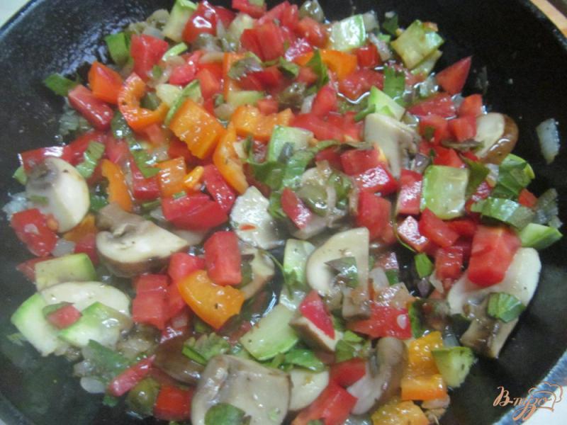 Фото приготовление рецепта: Овощной соус с пастой шаг №4