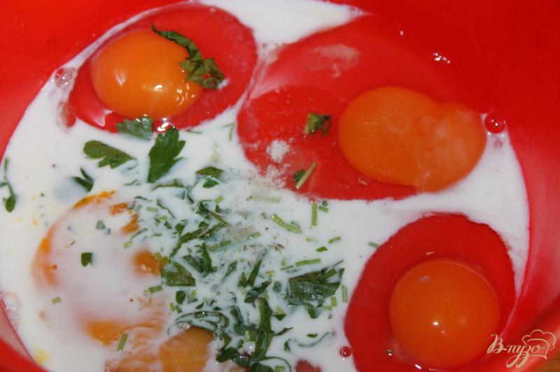 Фото приготовление рецепта: Сочный омлет с телятиной и помидорами шаг №3