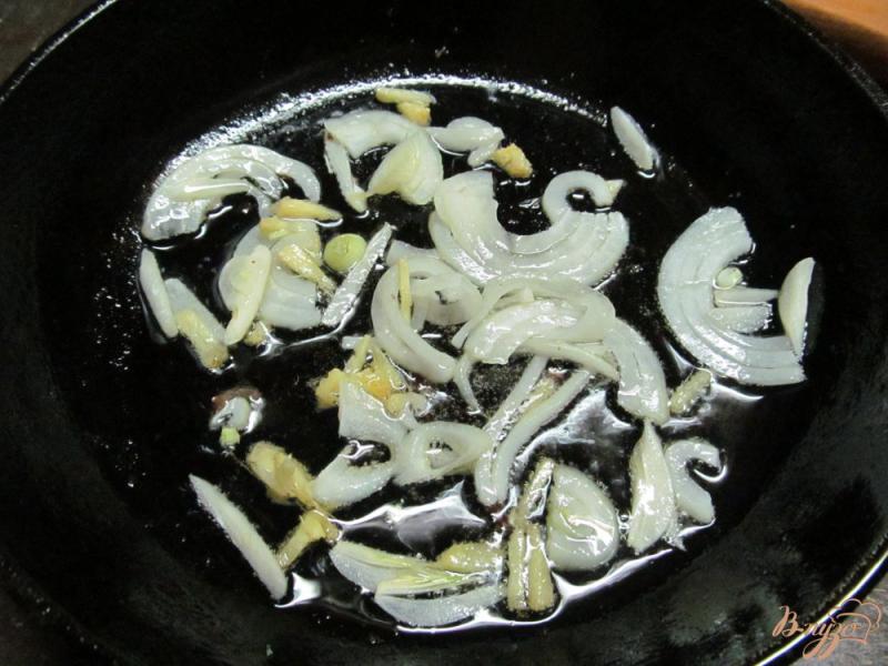 Фото приготовление рецепта: Утка в кисло-сладком соусе шаг №5